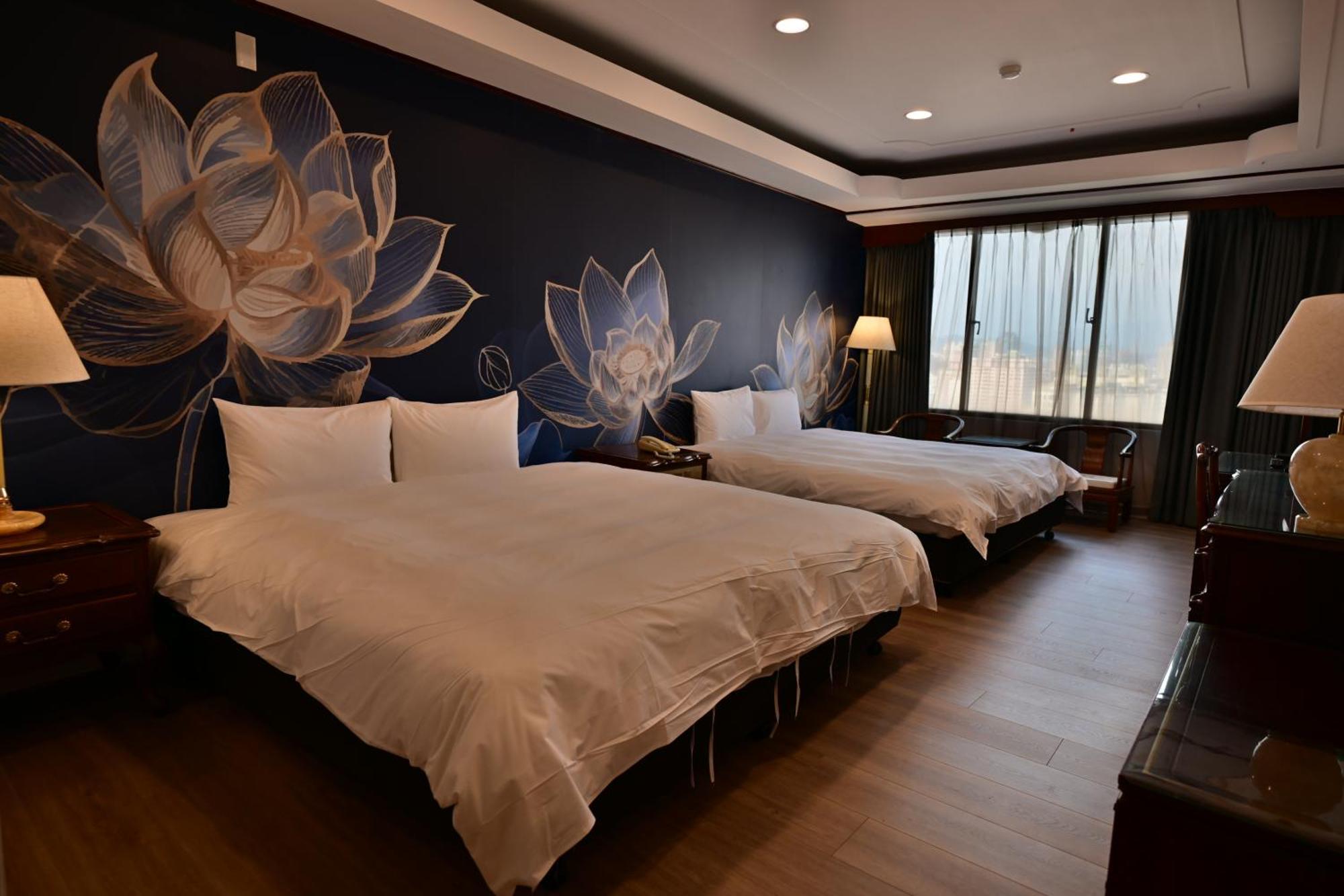 T Hotel Taichung Esterno foto