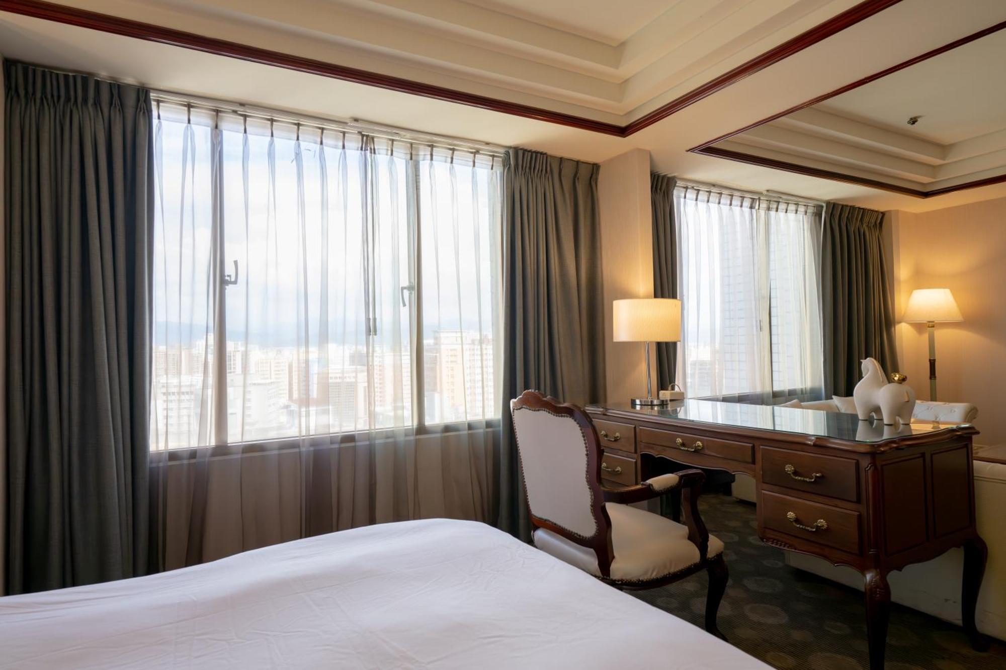 T Hotel Taichung Esterno foto
